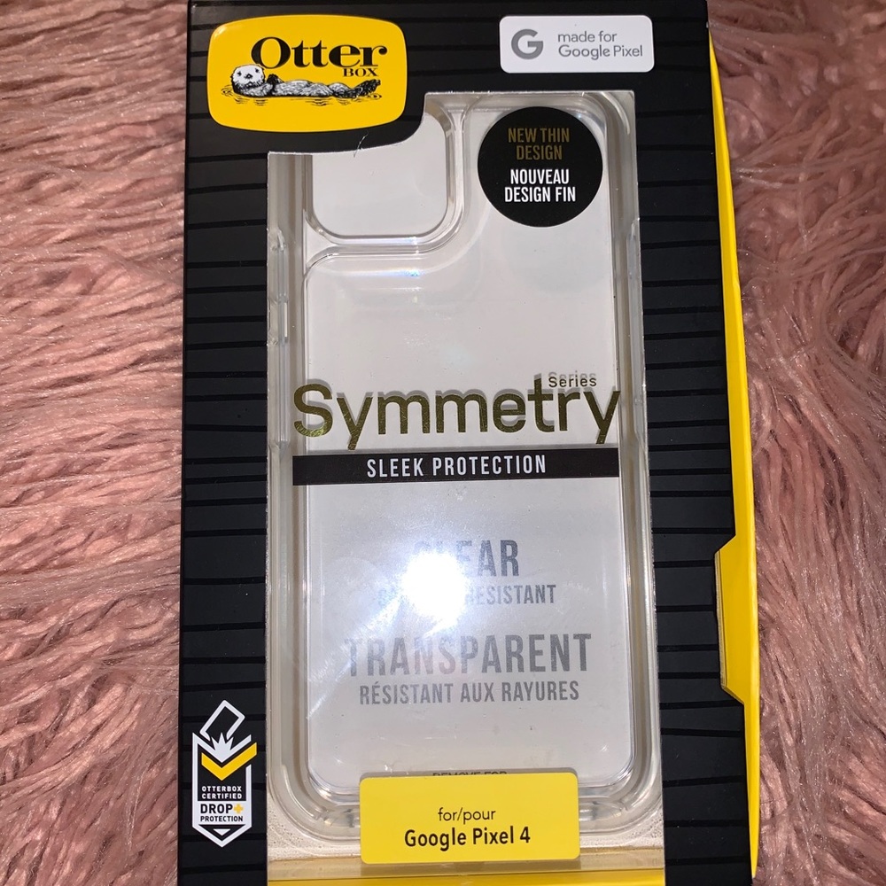NIB Pixel 4 Clear Symmetry Otterbox Case